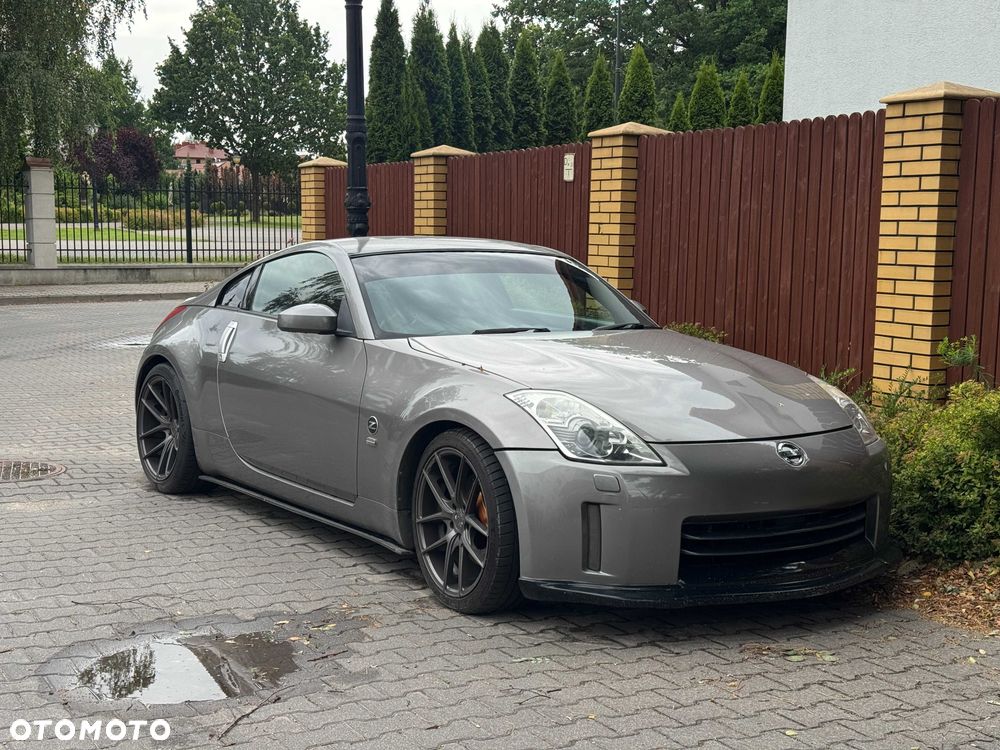 Nissan 350 Z - 1