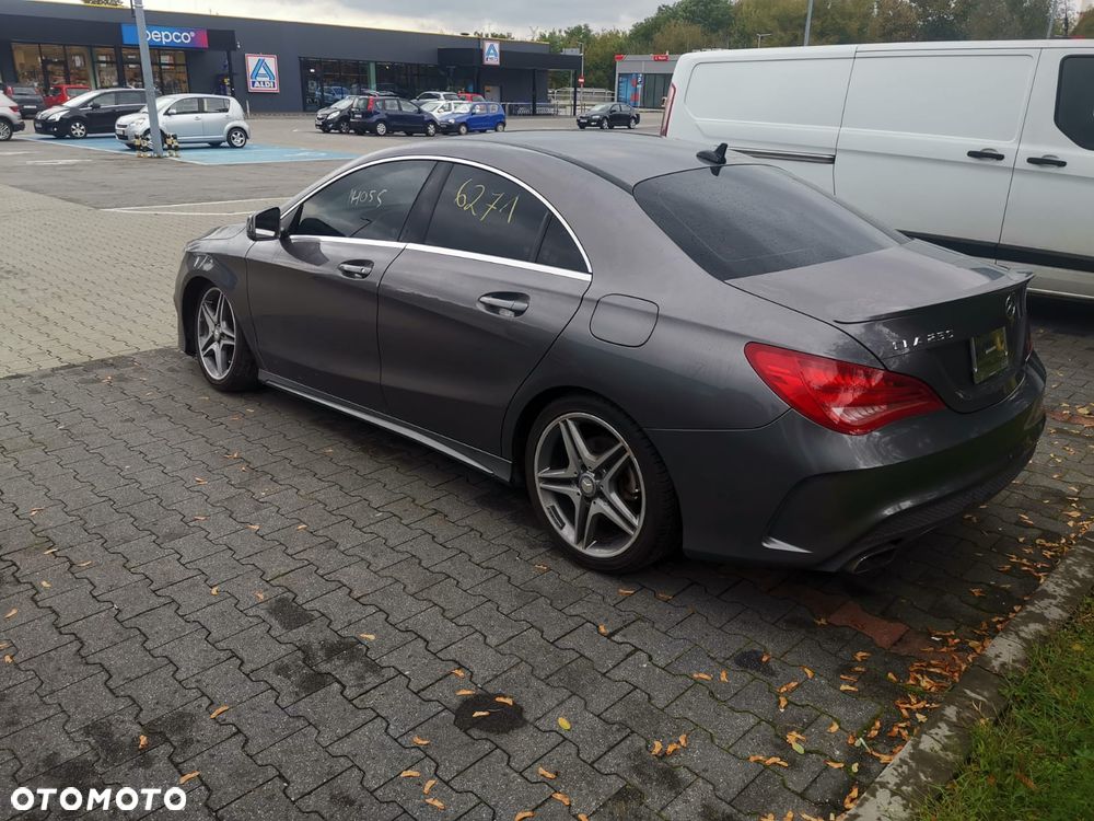 Mercedes-Benz CLA 250 7G-DCT Sport - 27