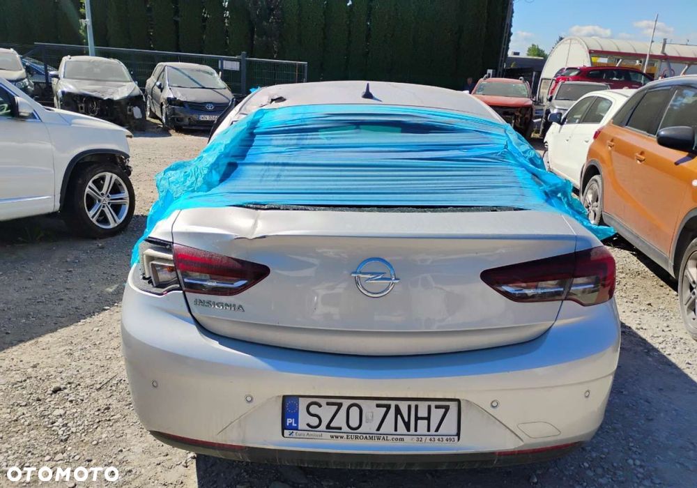 Opel Insignia - 21