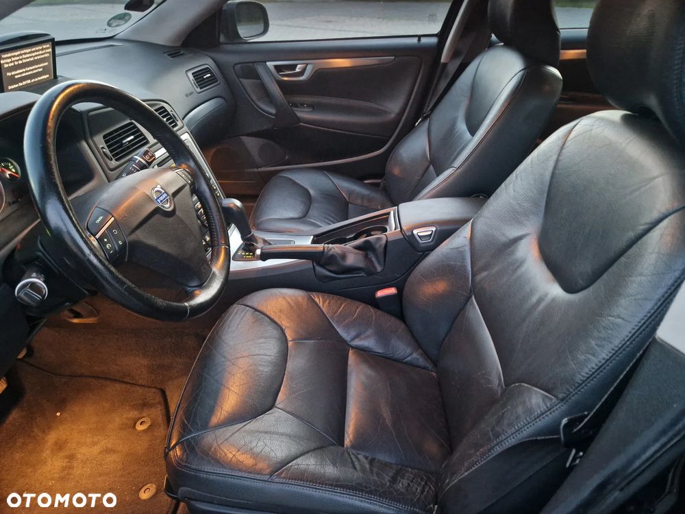 Volvo V70 2.4 D DPF Edition Comfort - 27