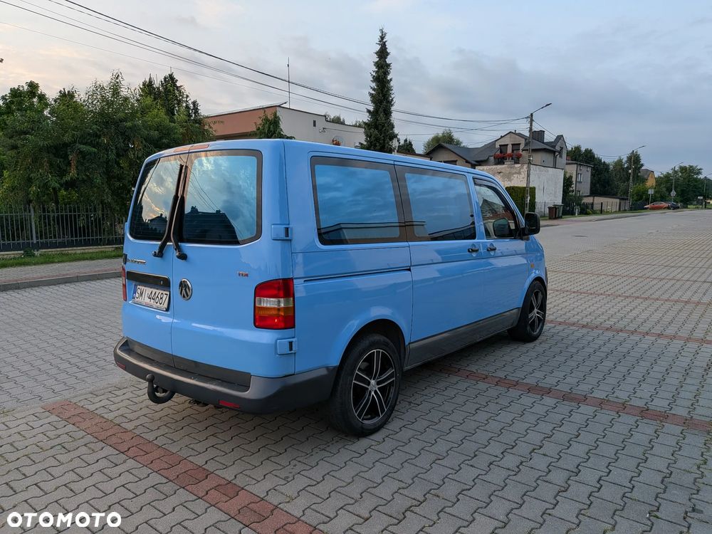 Volkswagen Transporter - 2