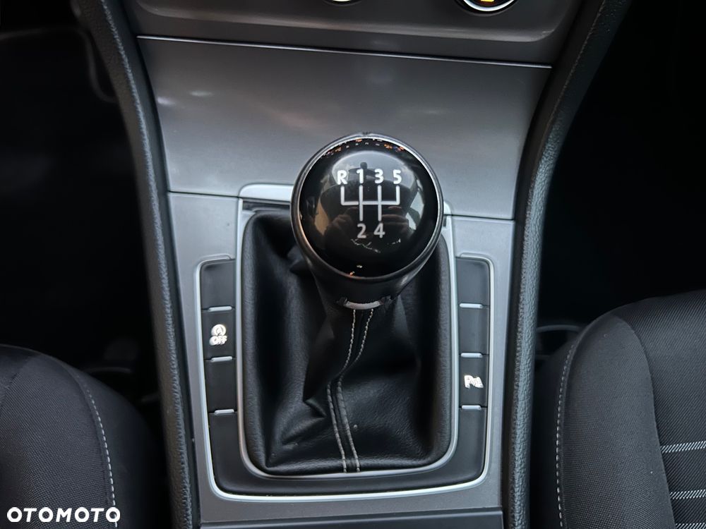 Volkswagen Golf 1.2 TSI BlueMotion Technology Lounge - 24