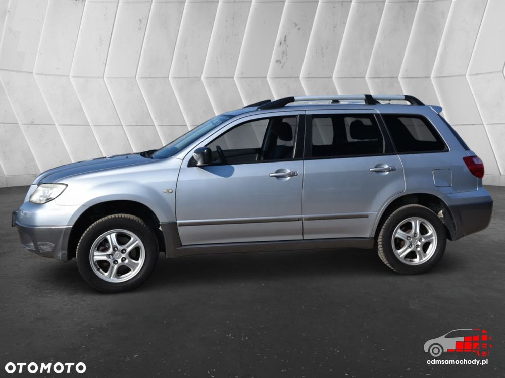 Mitsubishi Outlander - 7