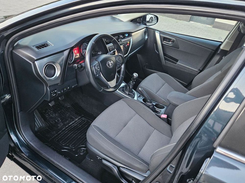 Toyota Auris 1.33 Dual-VVT-i START Edition - 8