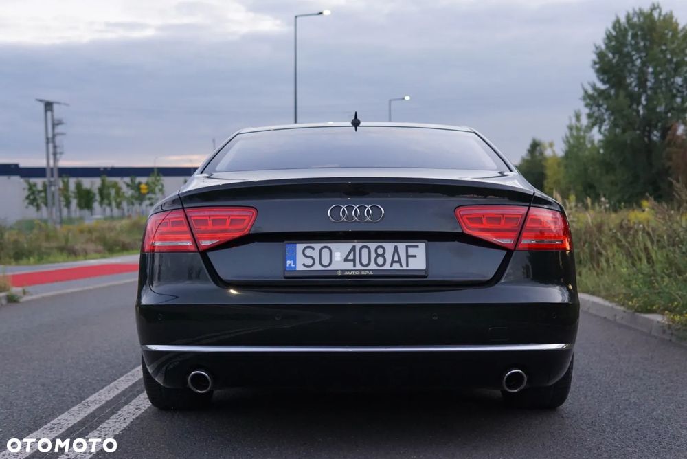 Audi A8 - 7