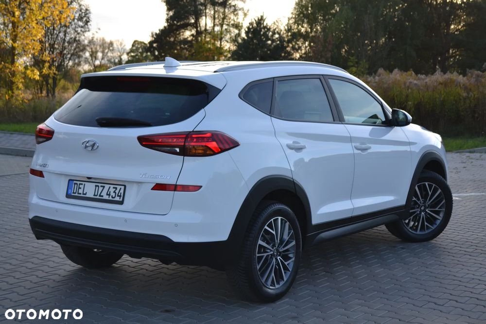 Hyundai Tucson blue 1.6 GDi 2WD Navi - 24
