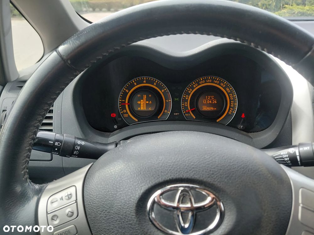 Toyota Auris 1.6 VVT-i Premium - 6