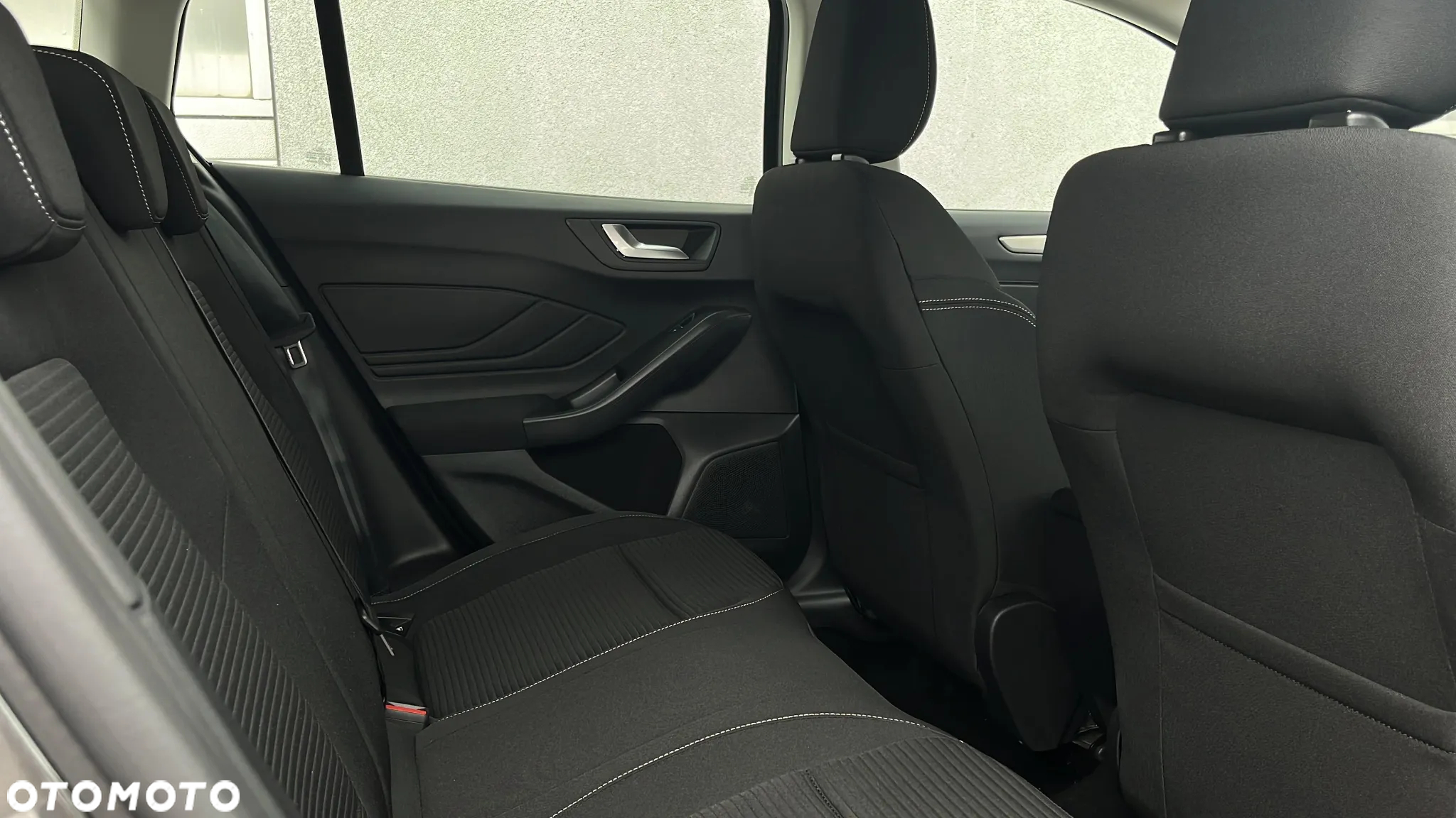 Ford Focus 1.0 EcoBoost mHEV Titanium - 28