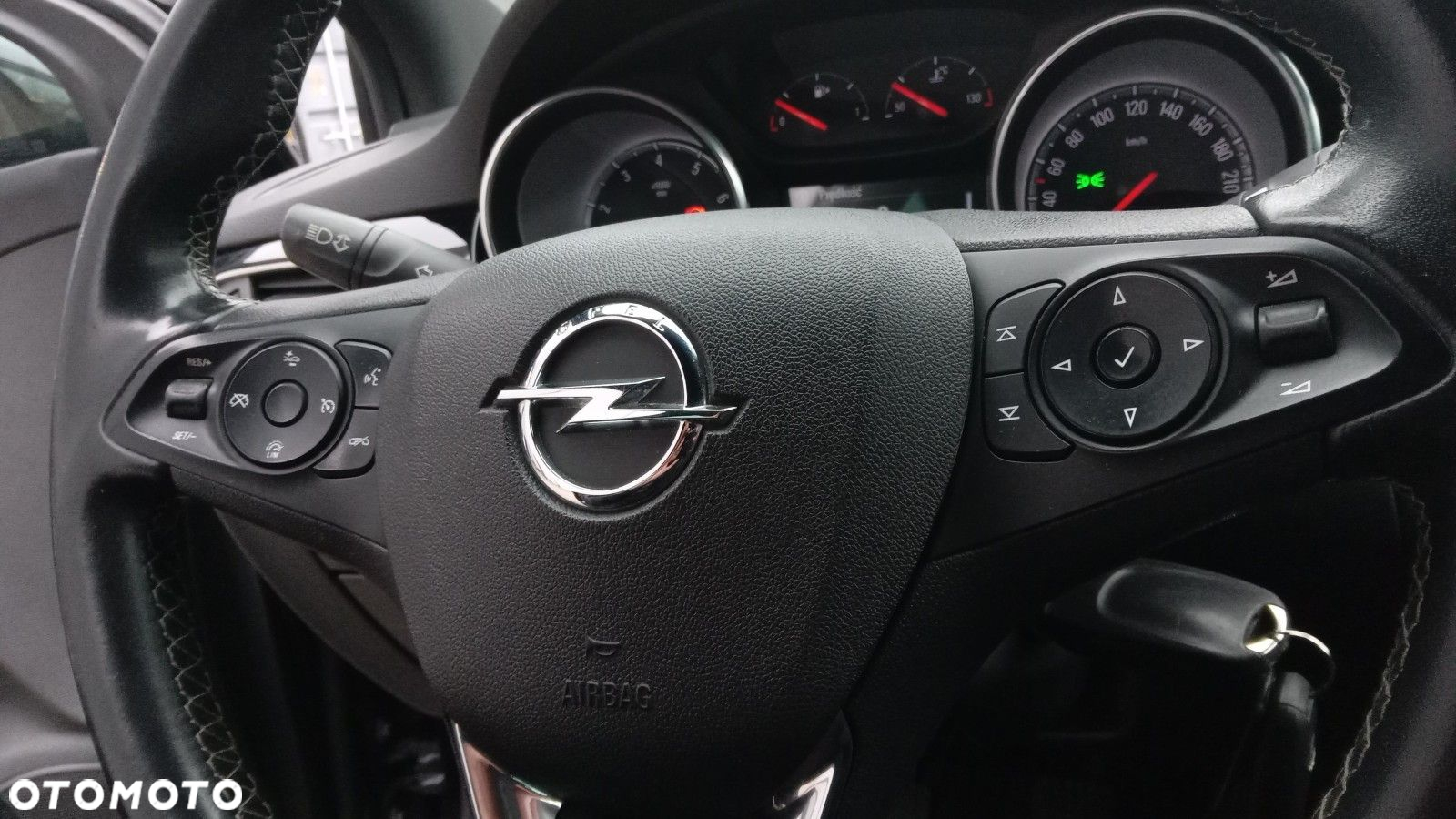 Opel Astra - 16