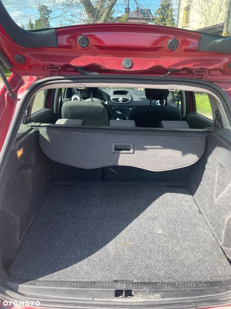 Renault Clio - 9
