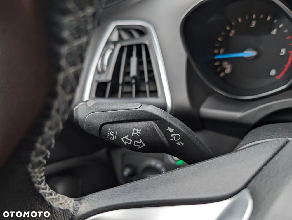 Ford Kuga 2.0 TDCi 4x4 Titanium - 23