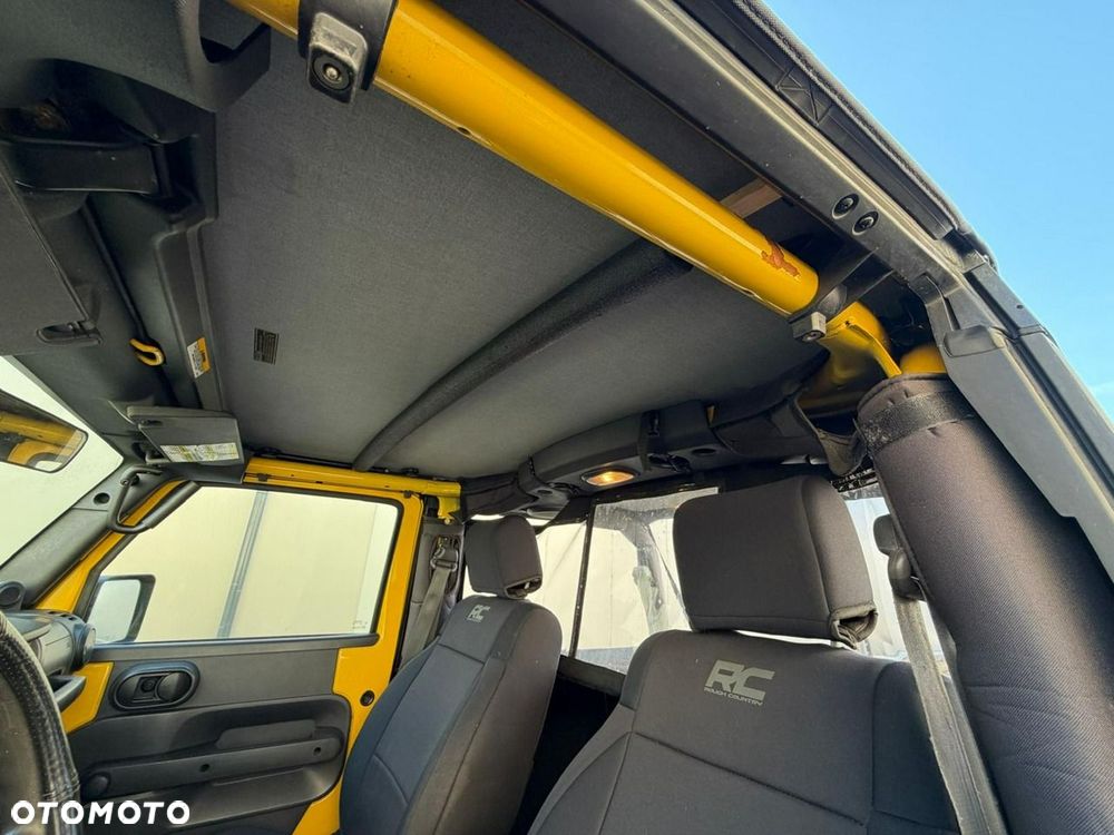Jeep Wrangler - 20
