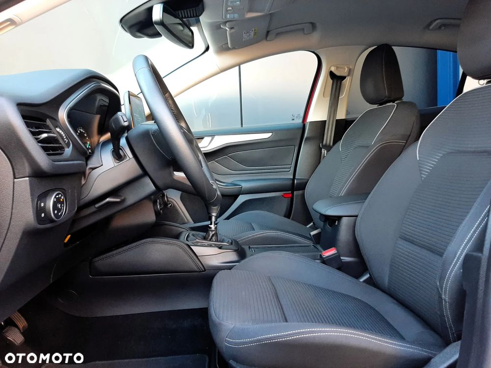 Ford Focus 1.0 EcoBoost Titanium - 8