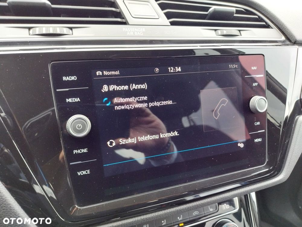 Volkswagen Touran - 29