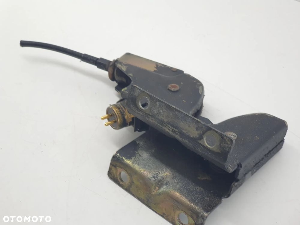 ZAMEK  KABINY  CZUJNIK  MAN LE TGL - 3