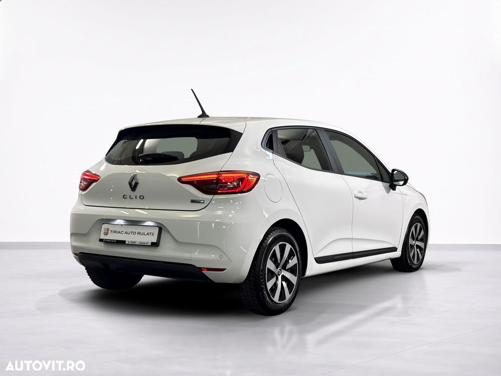 Renault Clio - 6