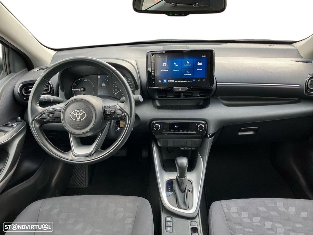 Toyota Yaris 1.5 HDF Comfort Plus - 8