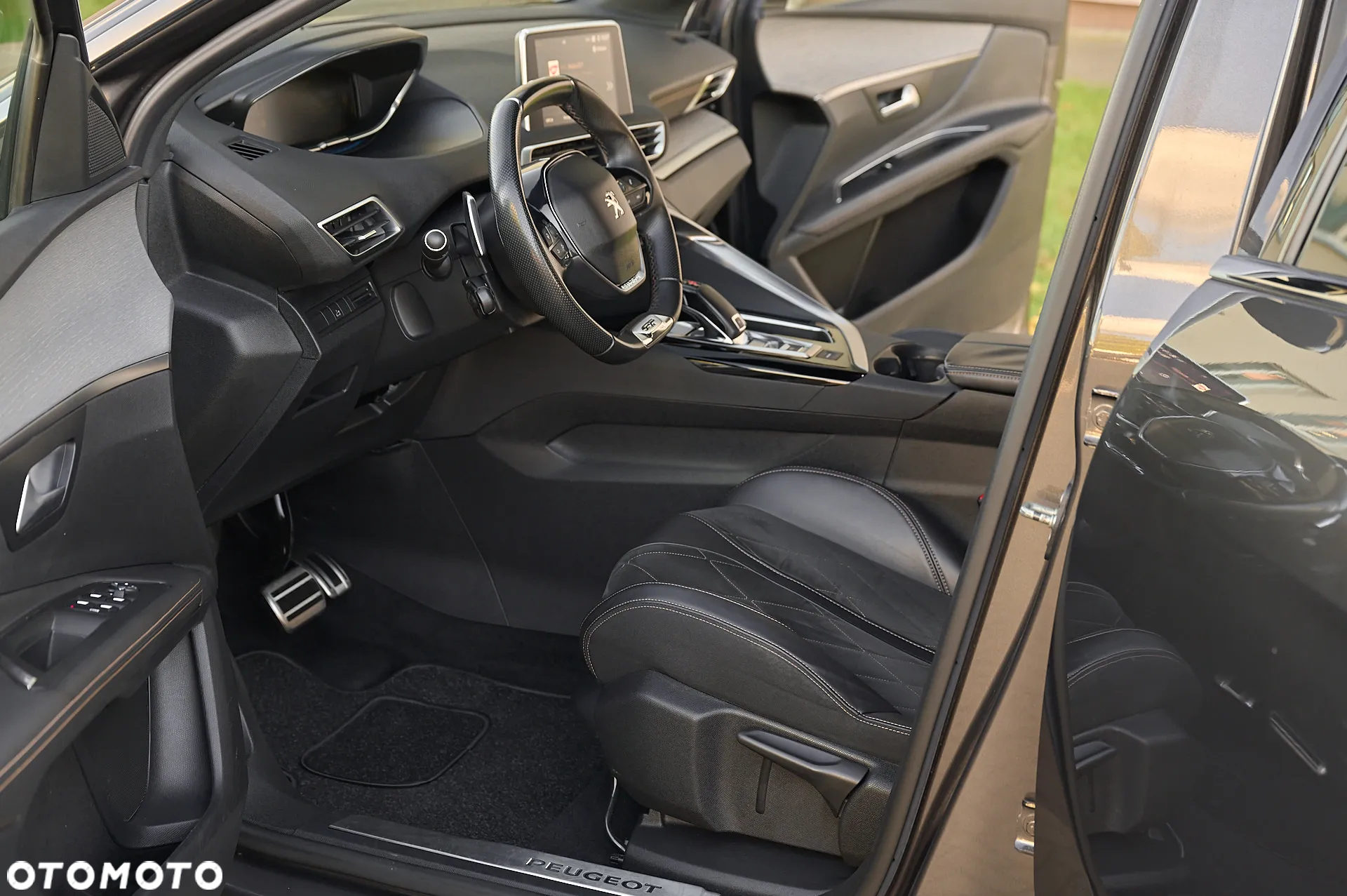 Peugeot 3008 2.0 BlueHDi GT S&S EAT8 - 17