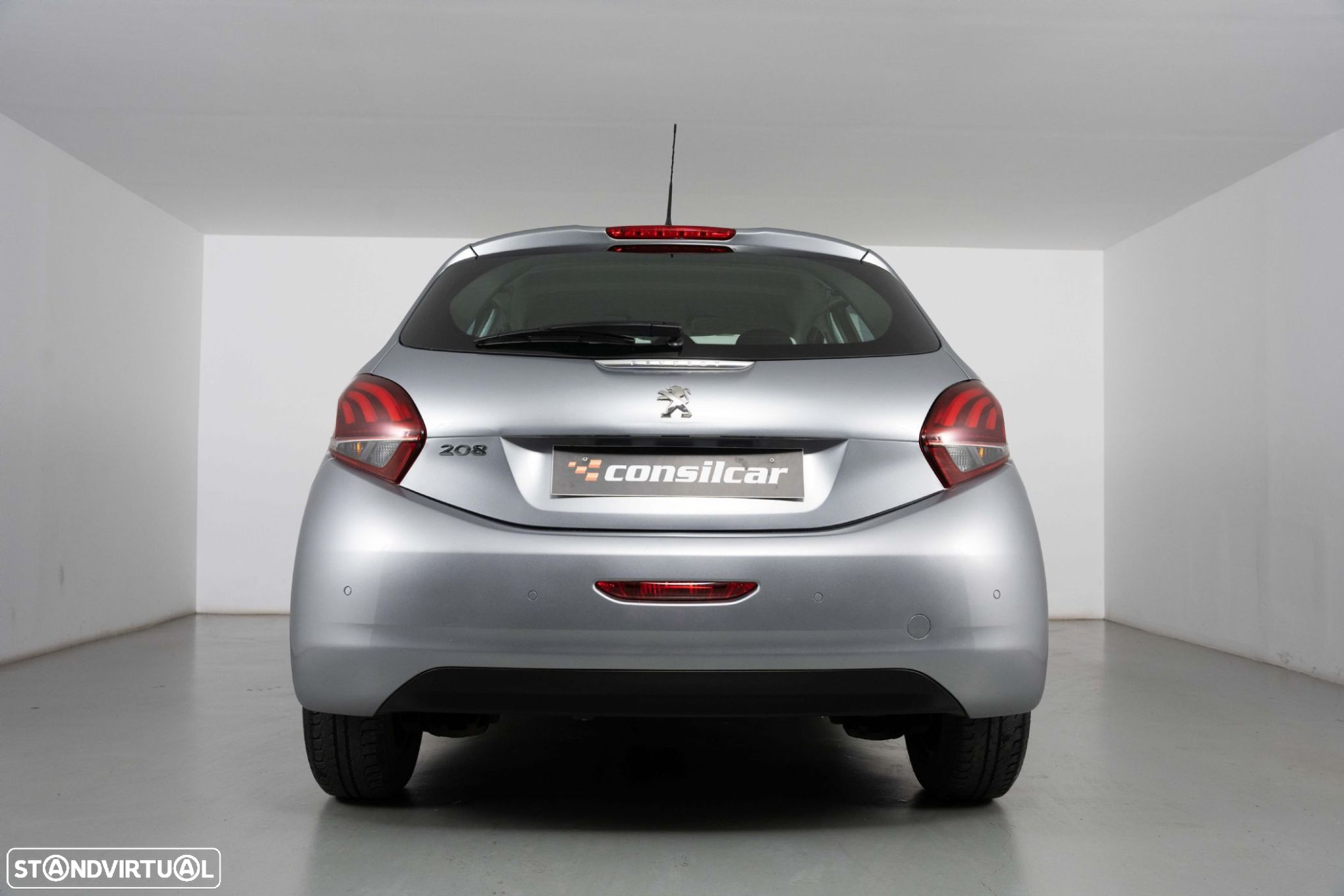Peugeot 208 1.2 PureTech Active - 4