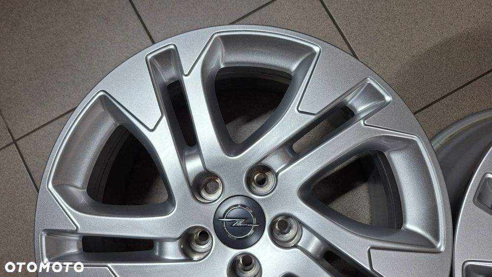 Felgi Aluminiowe 17 Opel Vivaro C Zafira C Peugeot Expert 5x108 ET 46 - 13