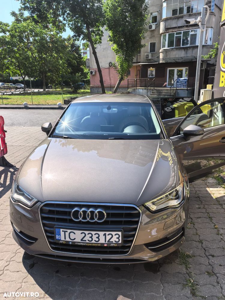 Audi A3 1.6 TDI S tronic Sport - 5