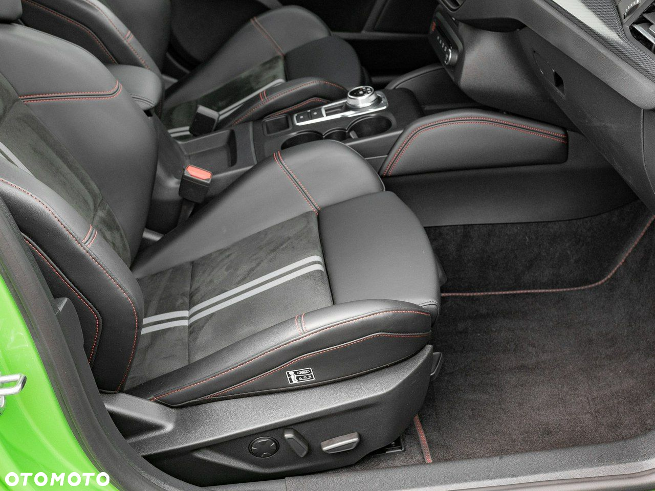 Ford Focus 2.3 EcoBoost ST X - 32