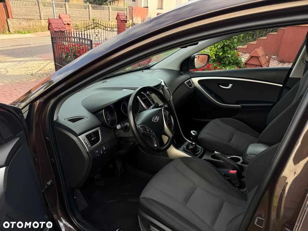 Hyundai i30 1.6 Fifa World Cup Edition - 9