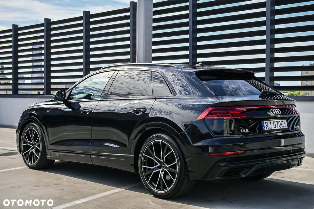 Audi Q8 - 5