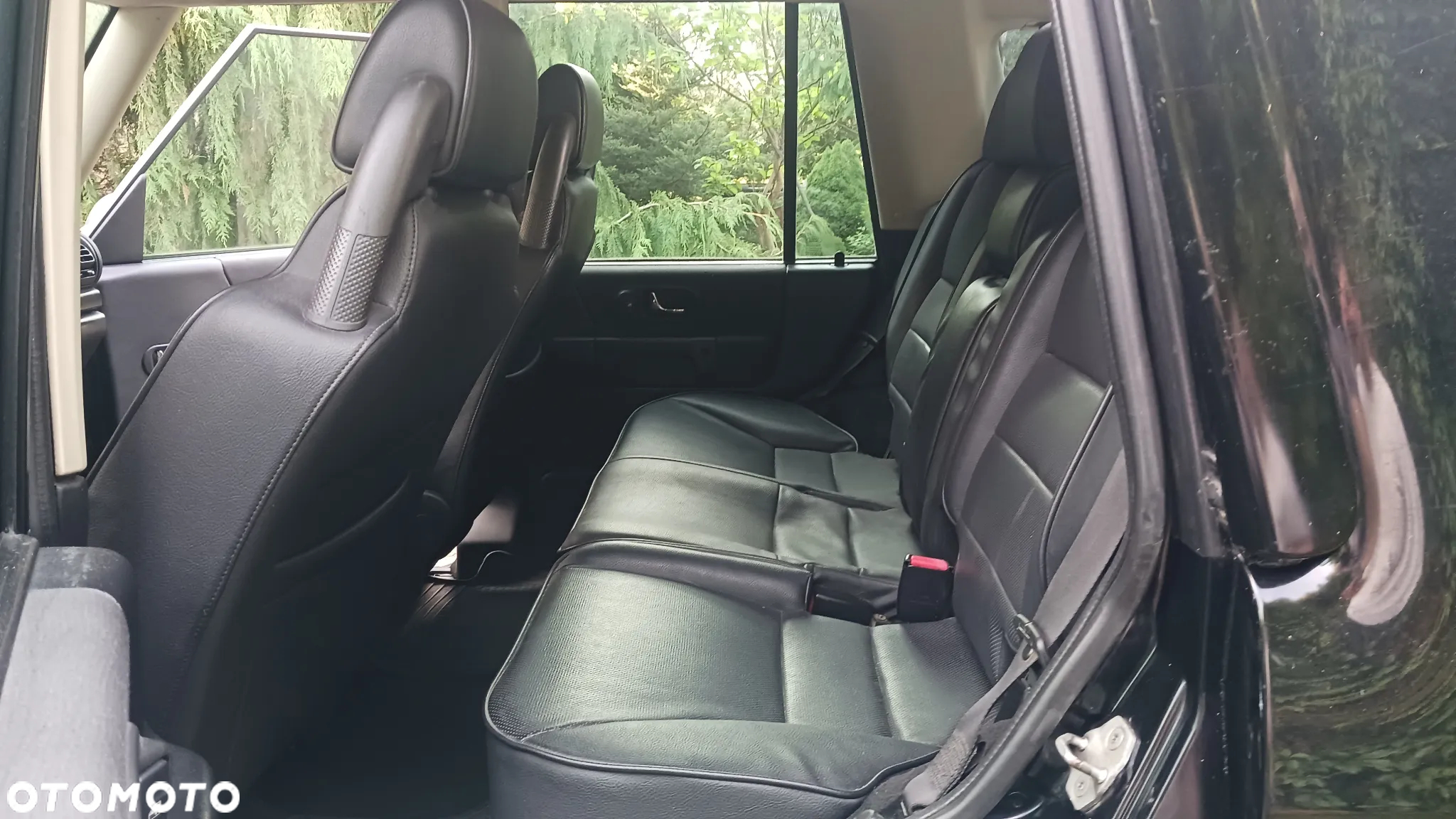 Land Rover Discovery - 12