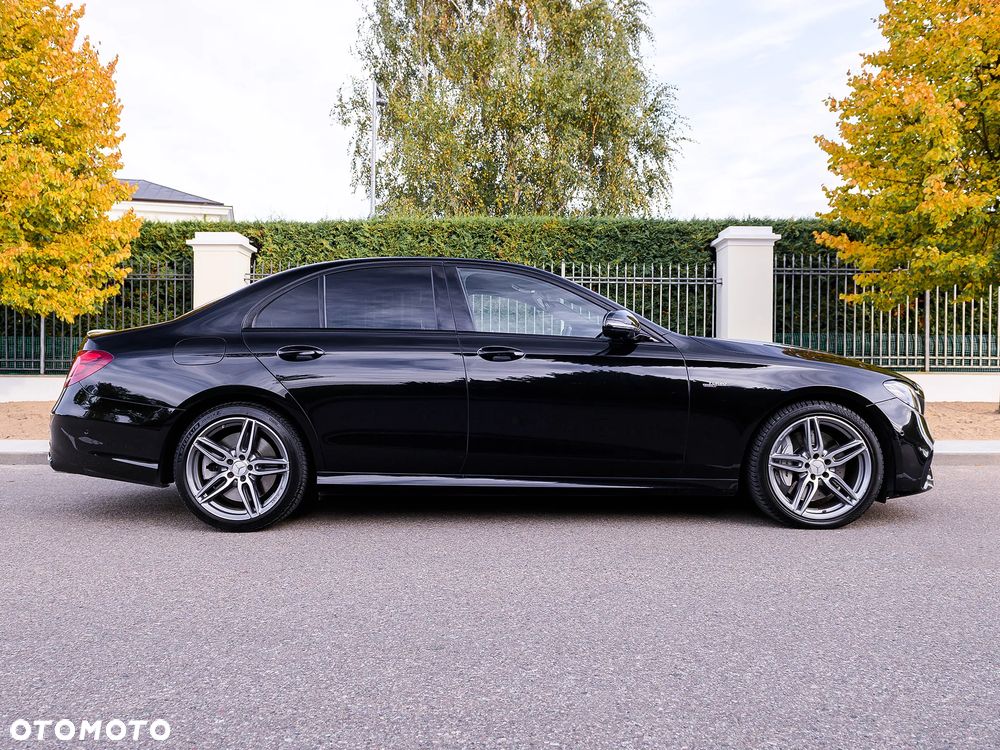 Mercedes-Benz Klasa E 53 AMG 4-Matic+ - 5