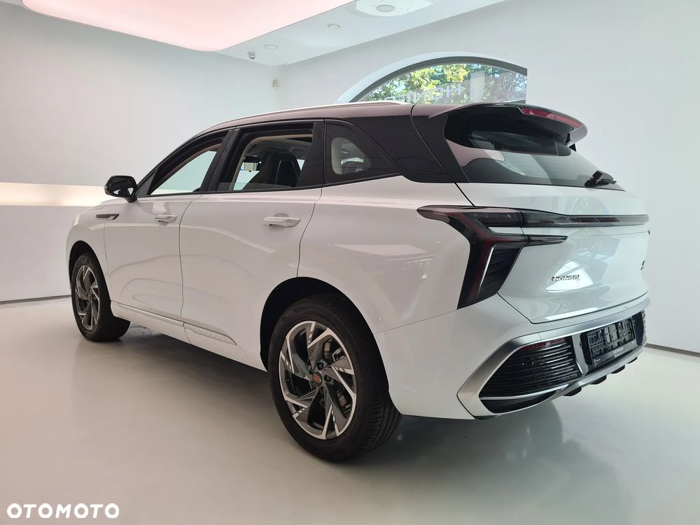 Hongqi HS3 1.5T FWD - 3