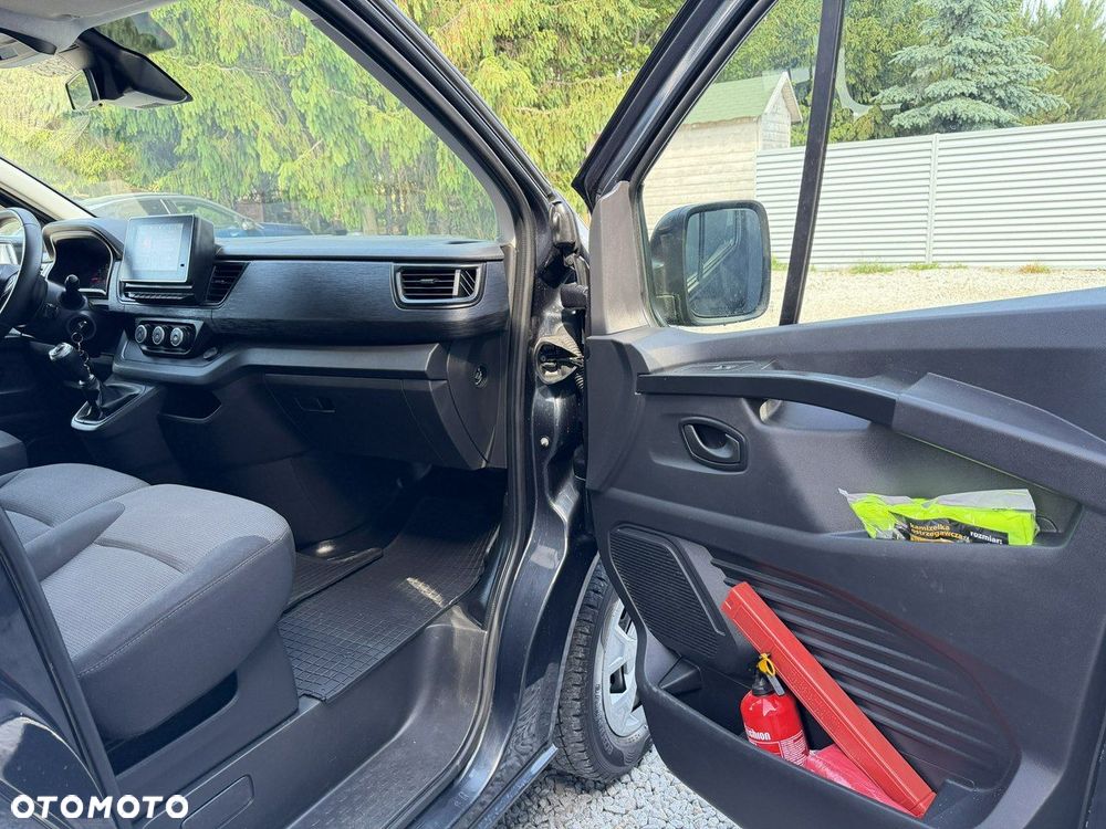 Renault Trafic - 8