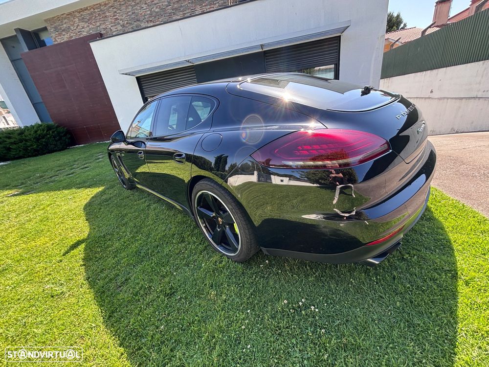 Porsche Panamera S Hybrid - 4