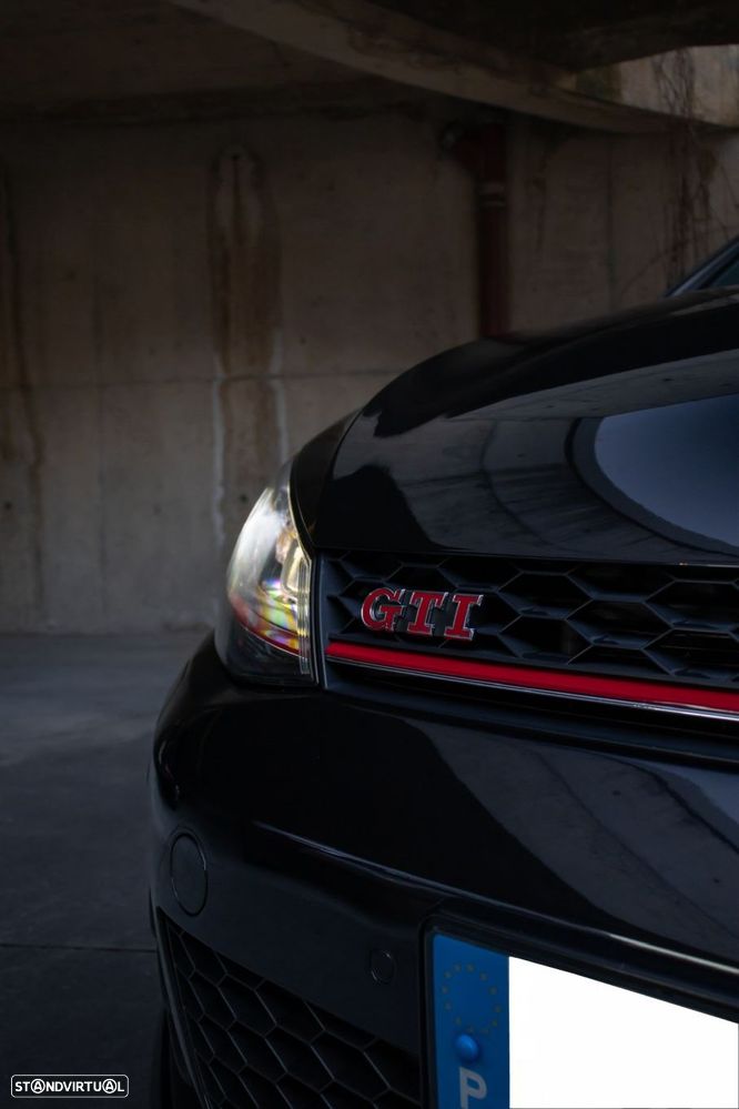 VW Golf GTI Performance BlueMotion DSG - 13