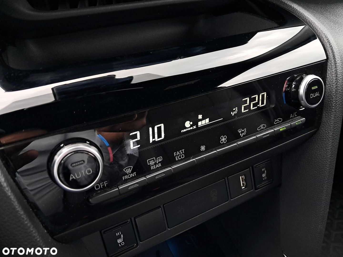Toyota Yaris Cross - 24