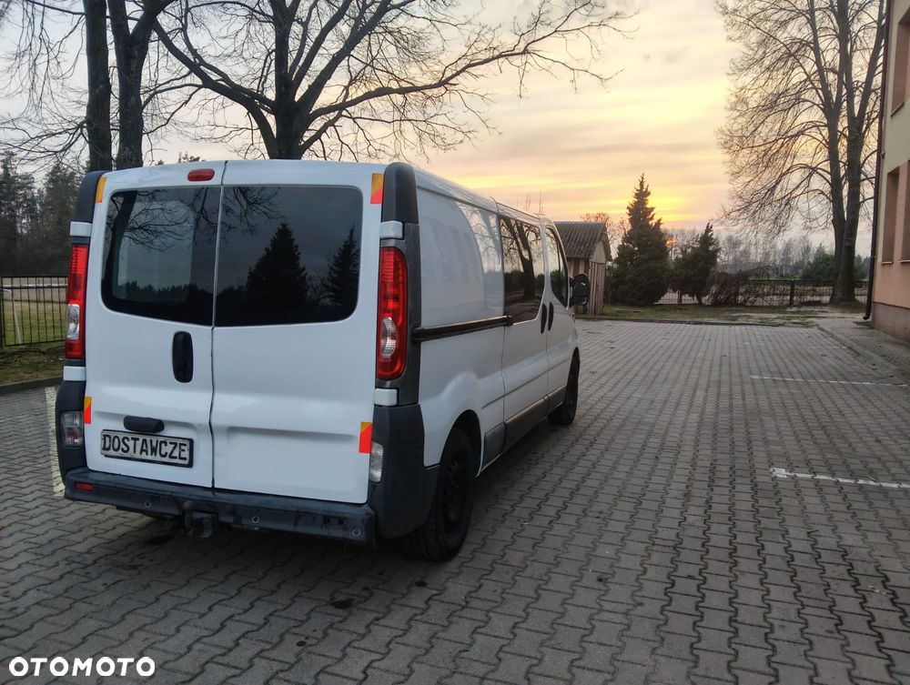 Opel Vivaro - 4