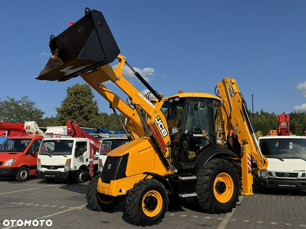 JCB 3CX - 4