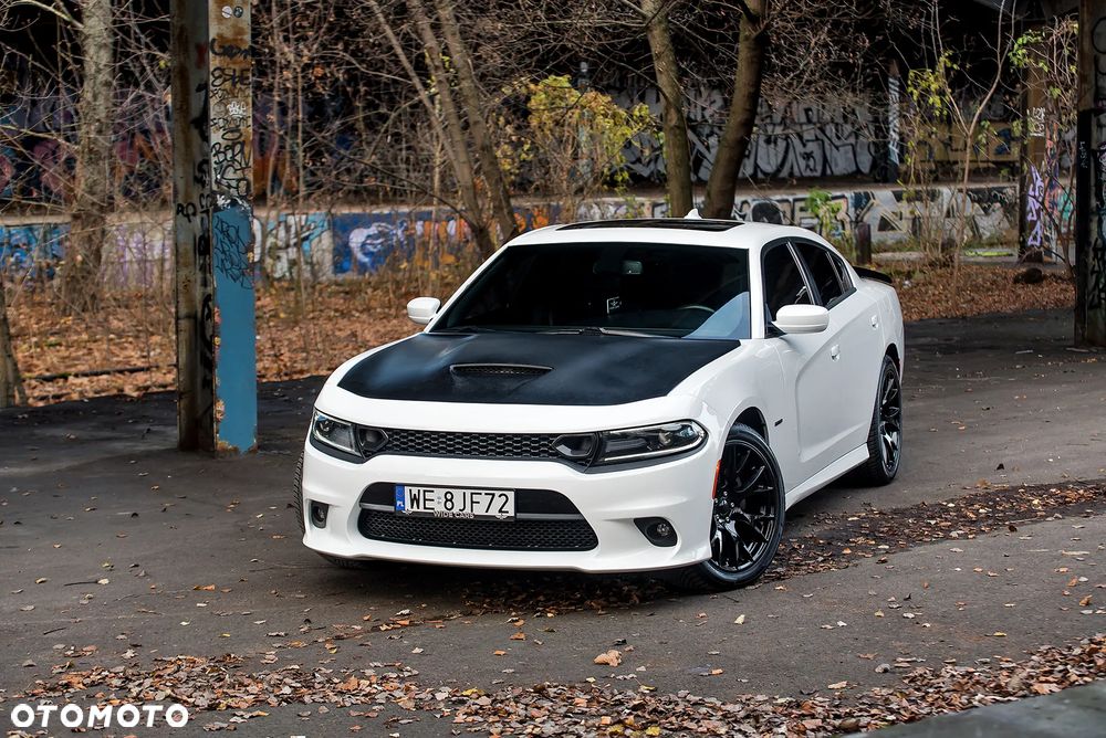 Dodge Charger 5.7 R/T - 2