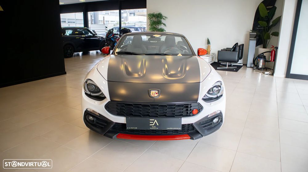 Abarth 124 Spider - 2