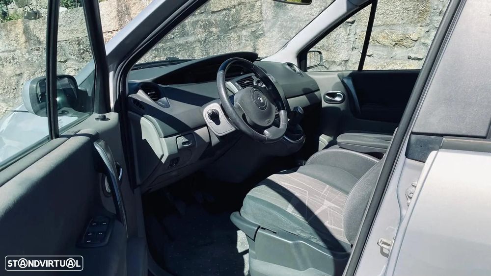 Renault Scénic - 10