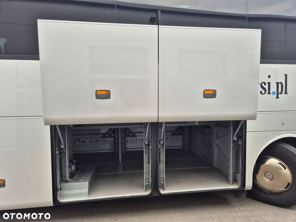 Mercedes-Benz TOURISMO RHD-L - 21