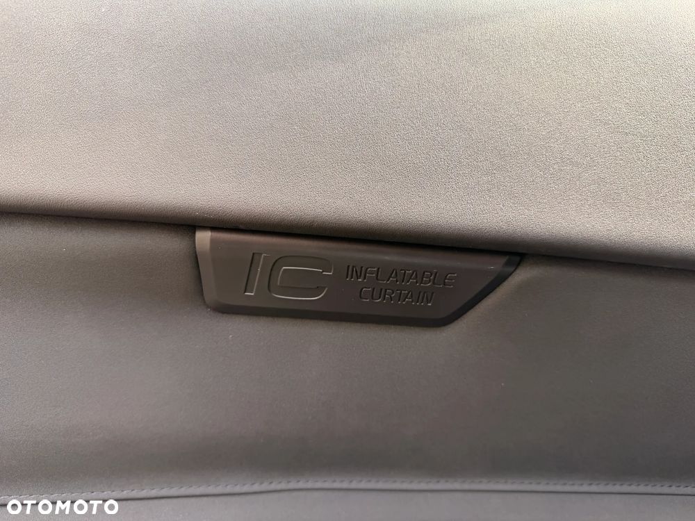 Volvo C70 2.4i Momentum - 17