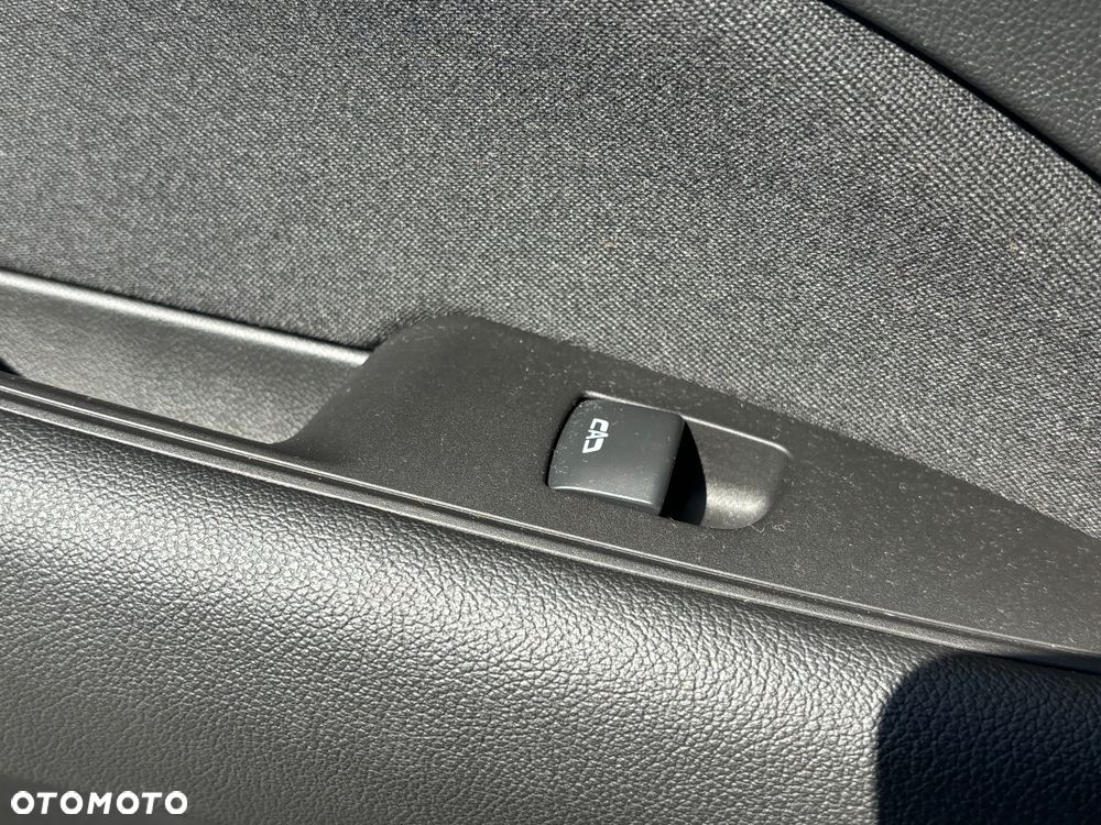 Opel Insignia 2.0 CDTI ecoFLEX Start/Stop Business Edition - 25