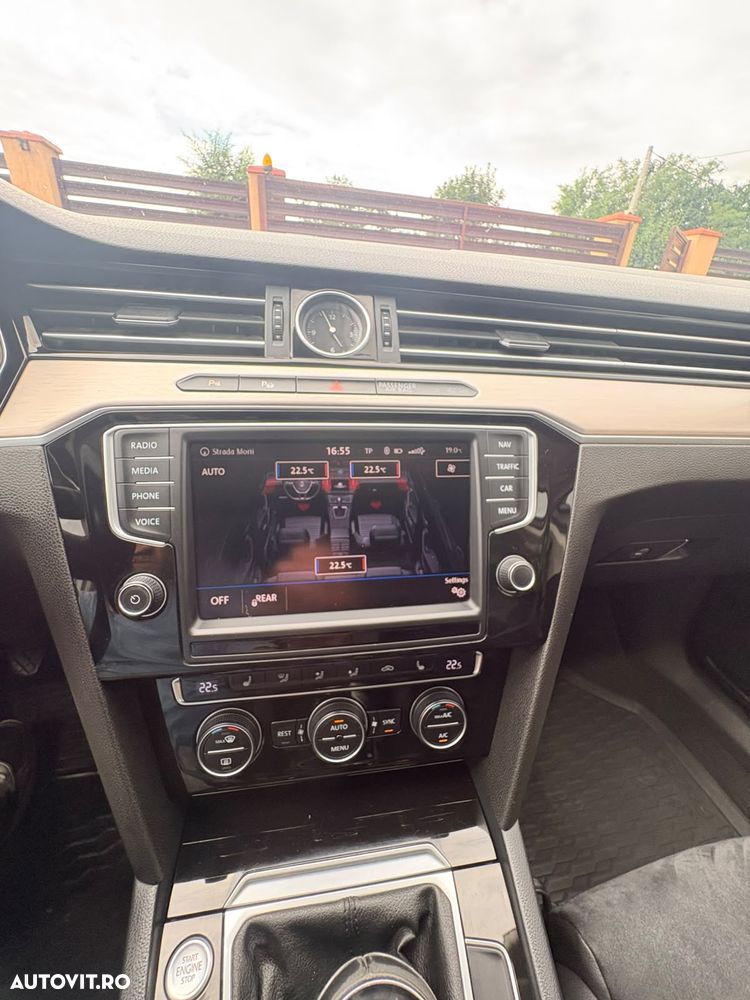 Volkswagen Passat 2.0 TDI Highline - 20