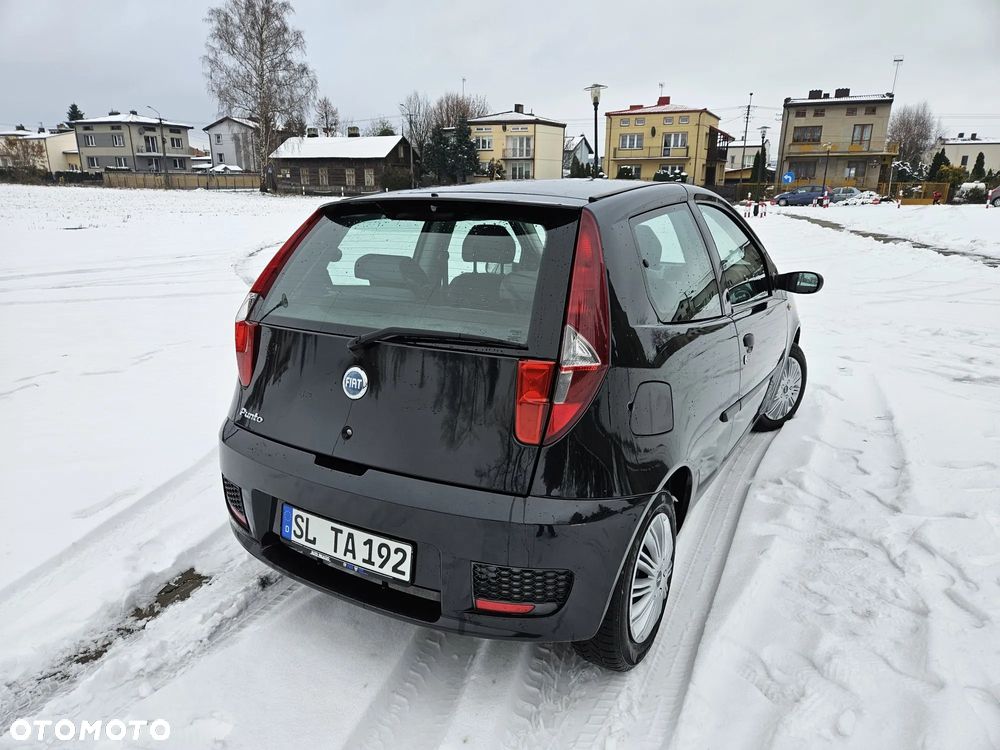 Nissan Micra 1.2 edition 25 Jahre - 5