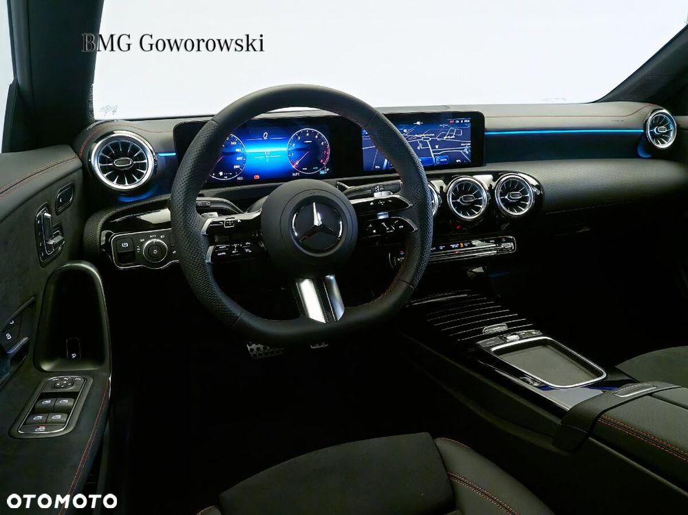 Mercedes-Benz CLA - 10