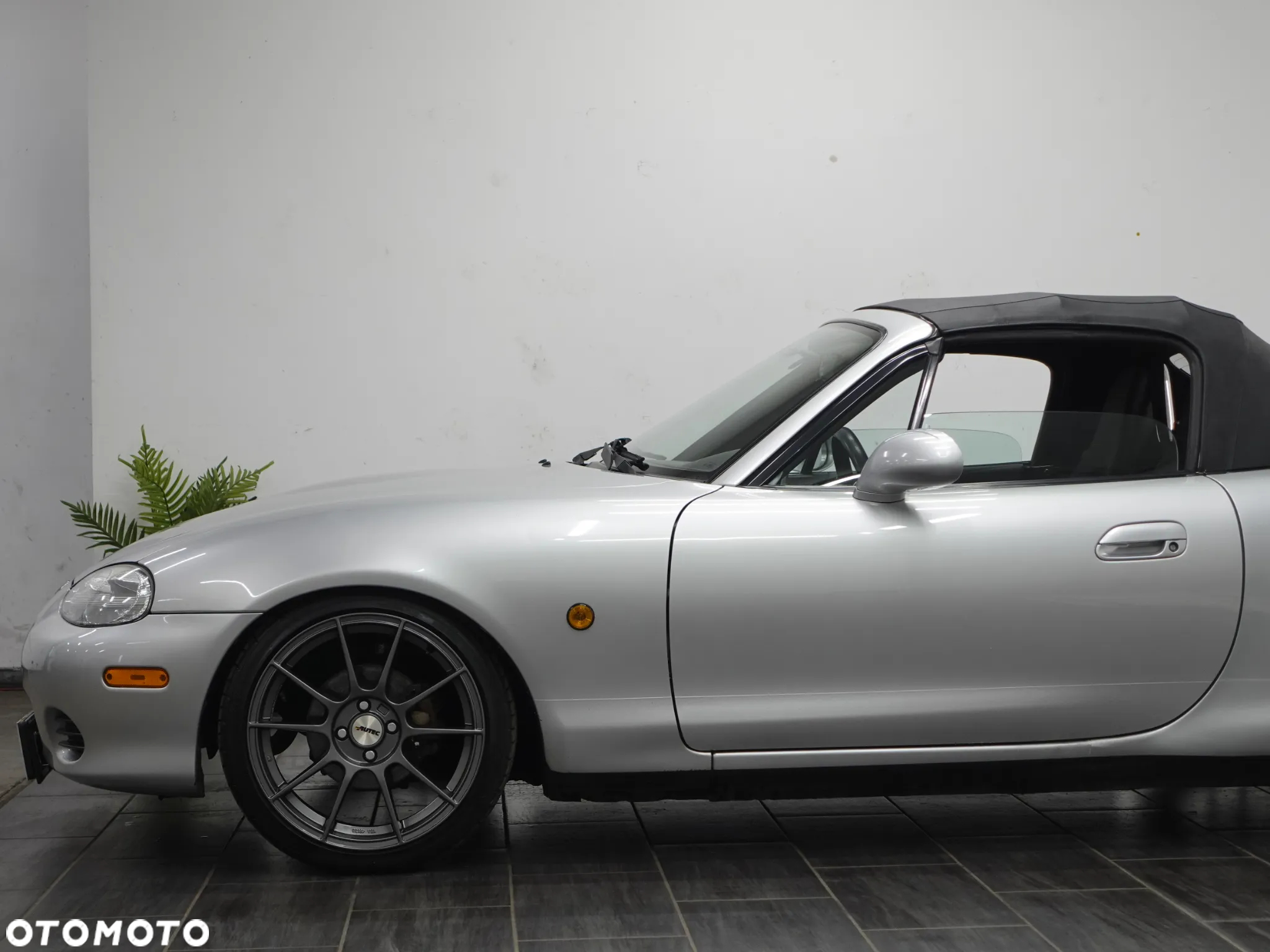 Mazda MX-5 1.6i 16V - 19