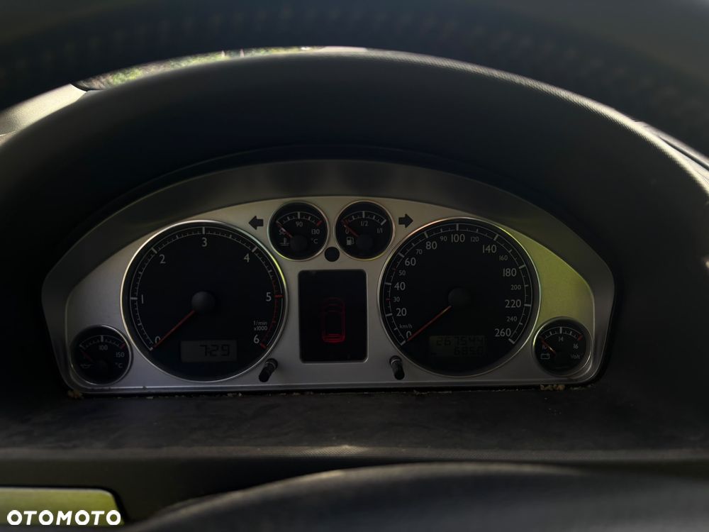 Volkswagen Sharan 1.9 TDI Basis - 7