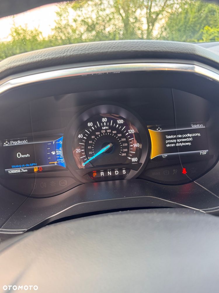 Ford Edge - 8