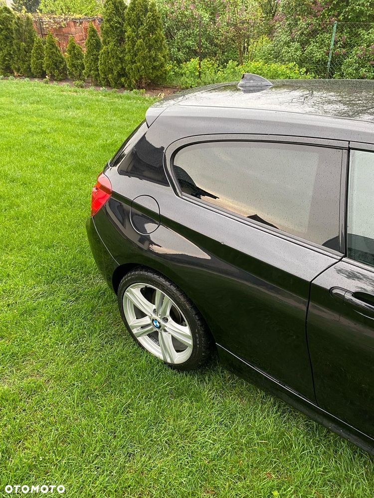BMW Seria 1 120d Sport Line - 4